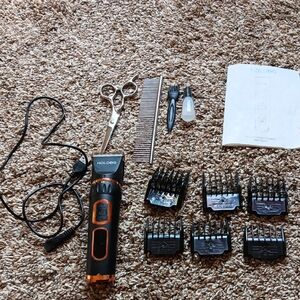 HOLDOG Pet Grooming Kit - Black and Orange